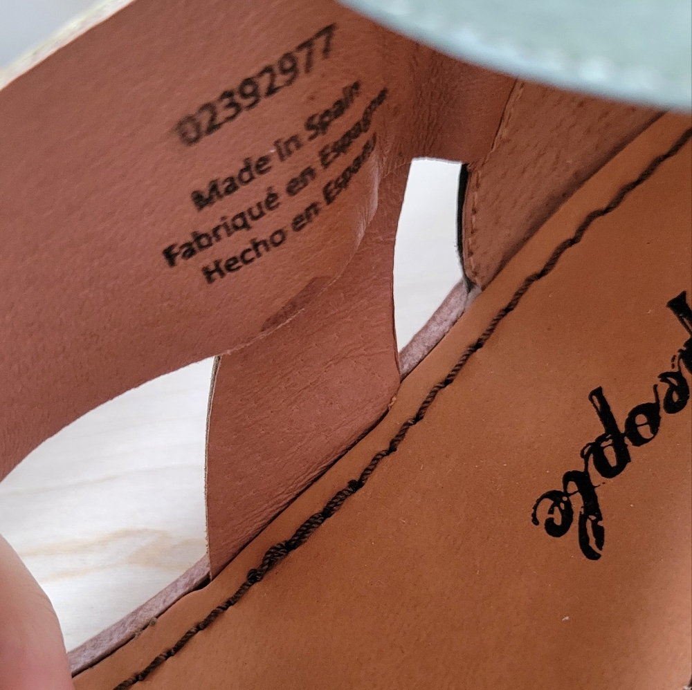 NWT Free People Vale Boot Leather Sandal Shoes - Brand new - "Khaki" color - Picture 11 of 12